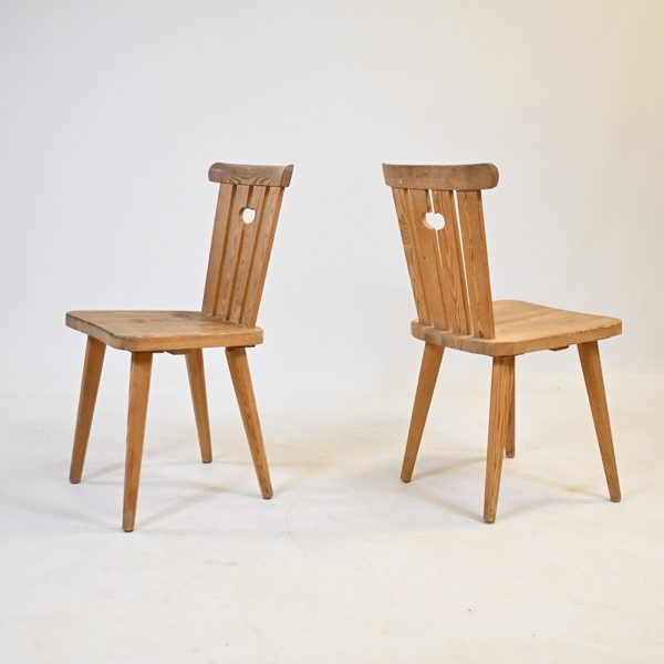 Göran Malmvall, stolar, ett par, Svensk Fur, Karl Andersson & Söner, 1970-tal.