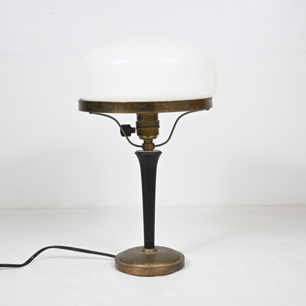 Strindbergslampa, 1900-talets första hälft.