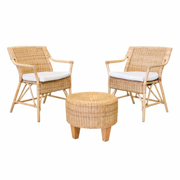 Fåtöljer ett par, samt fotpall, rotting.