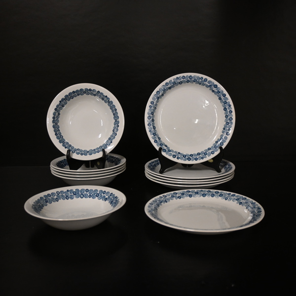 Servisdelar, 12st, porslin, "Blåbär", Rörstrand.