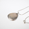 Efva Attling, halsband med hänge, "Rose Petal", sterlingsilver, Stockholm.
