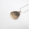 Efva Attling, halsband med hänge, "Rose Petal", sterlingsilver, Stockholm.