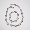 Halsband och armband, silver.