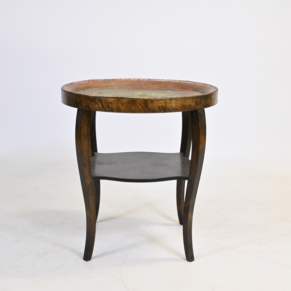 Bord med skiva, rokokostil, 1900-talets första hälft.