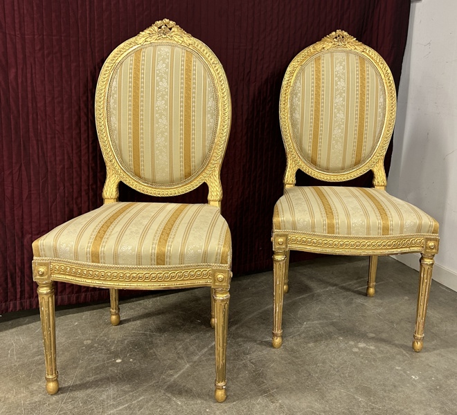 Paret stolar, Gustaviansk stil