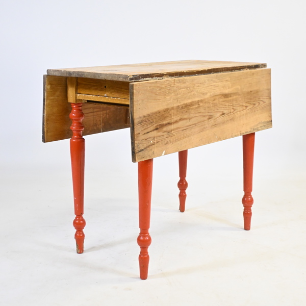 Klaffbord med låda, nyrenässans, sent 1800-tal. 