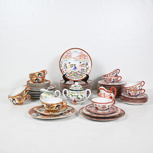 Parti kaffeservisdelar, porslin, orientaliskt. 