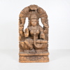 Skulptur föreställande Lakshmi, trä, 1900-tal.