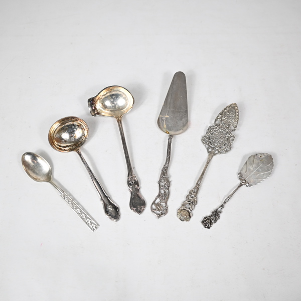 Silverföremål, 830.