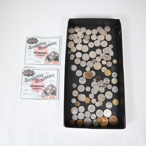 Parti mynt och sedlar, svenska och utländska.