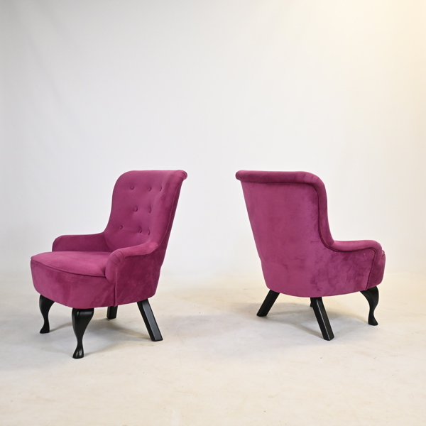 Fåtöljer, ett par, "Ebba", Mio, samtida.