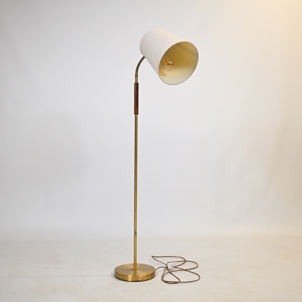 Golvlampa, metall och teak, 1950/60-tal. 