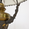 Takfotogenlampa, paraplymodell, omkring år 1900. 