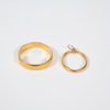Örhänge och ring i 23k guld.