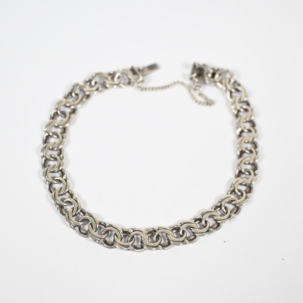 Armband i silver, bismarck-länk.