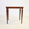 Sidobord, mahogny, gustaviansk stil, 1900-tal. 