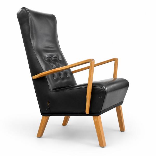 Fåtölj, "Seat up", O.H. Sjögren, Tranås, 2010-tal.