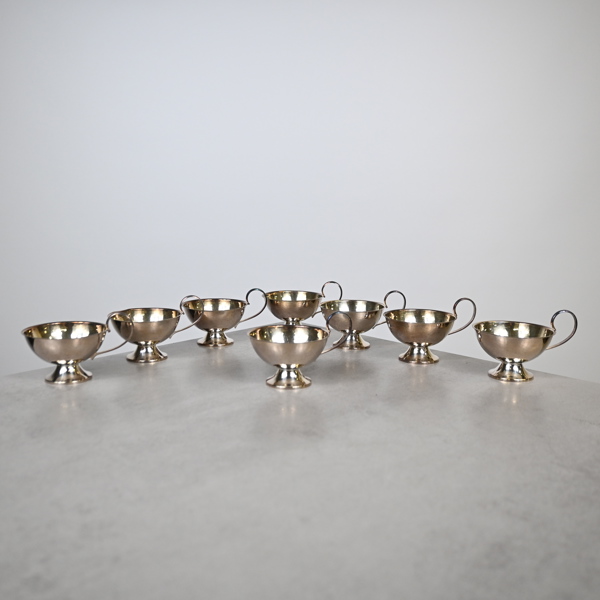 Punschkoppar i silver, 8st, 830.