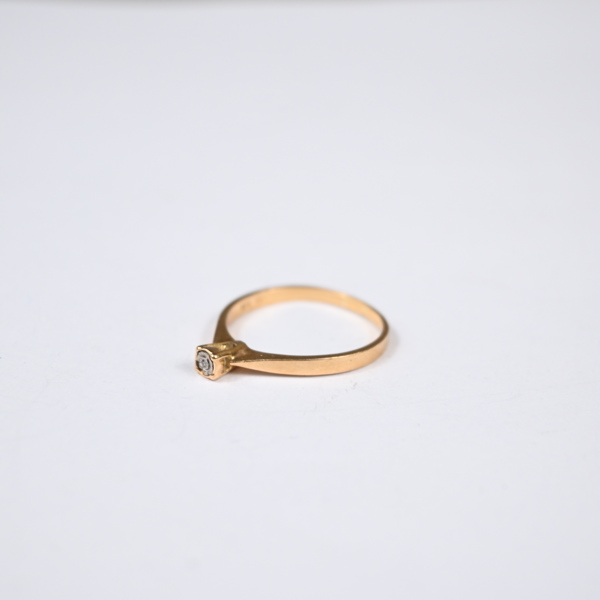 Enstensring i 18k guld, diamant.