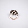 Ring i 18k guld med granater.