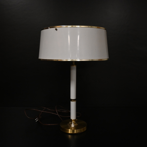 Bordslampa, modell "8423", Boréns, Borås, 1900-talets andra hälft.