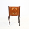 Mindre byrå, mahogny med intarsia, 1900-tal.