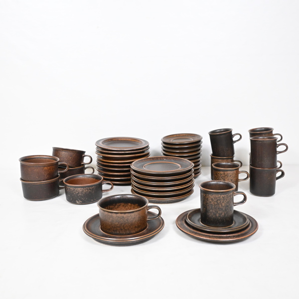 Ulla Procopé, kaffe-/teservis, 42 delar, "Ruska", Arabia, Finland.