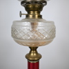 Bordsfotogenlampa, glas och mässing, tidigt 1900-tal.