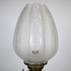 Bordsfotogenlampa, glas och mässing, tidigt 1900-tal.
