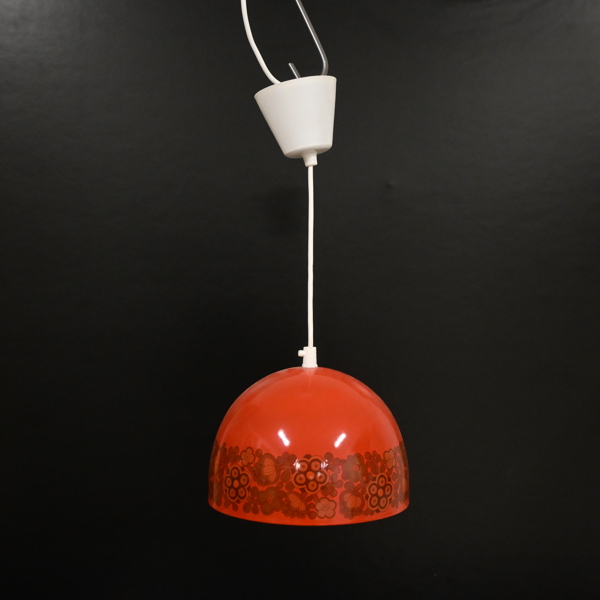 Taklampa, lackerad metall, 1970-tal.