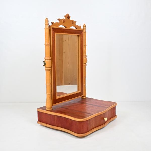 Pigtittare, teak och bok, 1900-talets andra hälft.