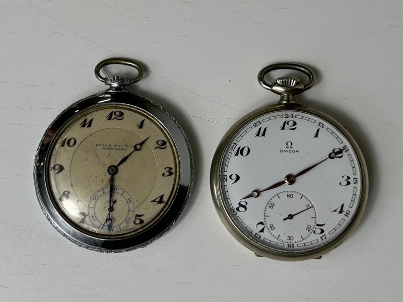 Fickur Omega i silver och Wyler watch 