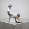Figurin, "Mor och barn", porslin, Bing & Gröndahl, Danmark.