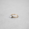 Ring i 14k guld, pärla.