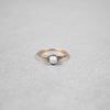 Ring i 14k guld, pärla.