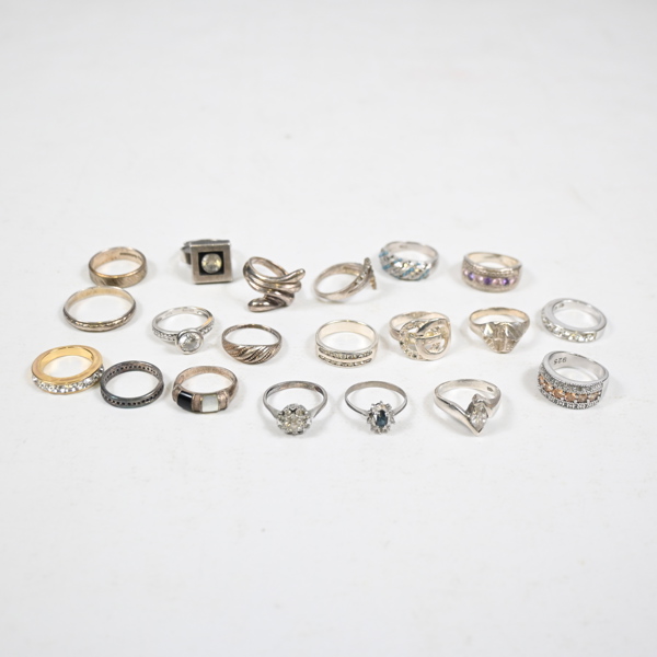 Ringar i sterlingsilver, 20st.