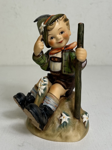 Hummel figurin