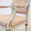 Karmstolar, ett par, gustaviansk stil, 1900-tal. 
