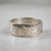Armring i sterlingsilver, England.