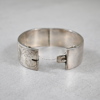 Armring i sterlingsilver, England.