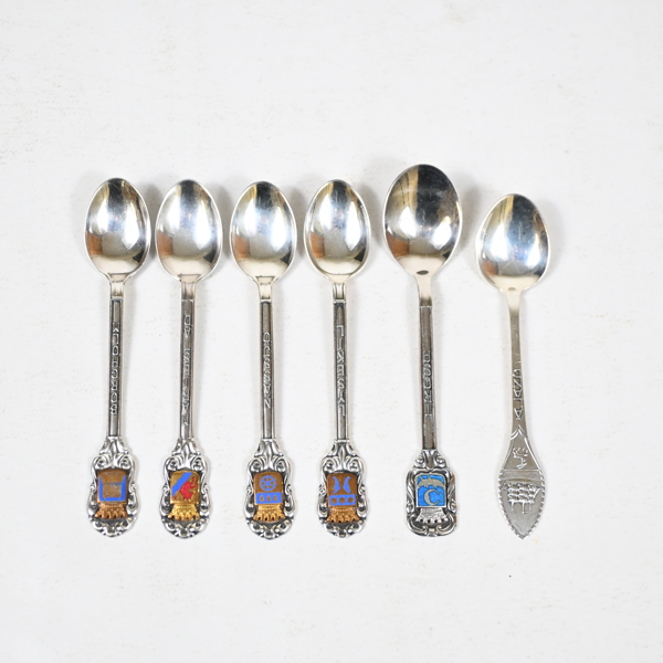 Kaffeskedar i silver, 6st, 830. 