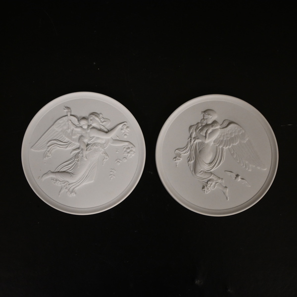 Bertel Thorvaldsen, väggreliefer, 2st, "Dagen" & "Natten", Royal Copenhagen