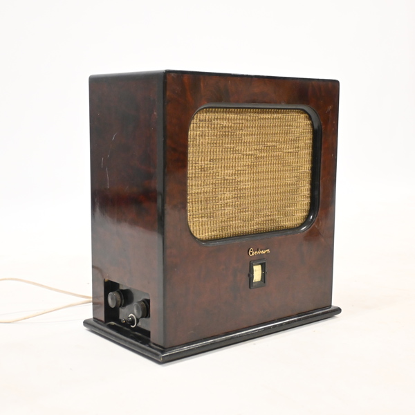 Radio, Centrum, modell "BW3", 1900-talets första hälft.