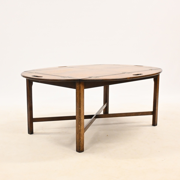 Soffbord, sk "Butlers Tray", England, 1900-talets andra hälft.