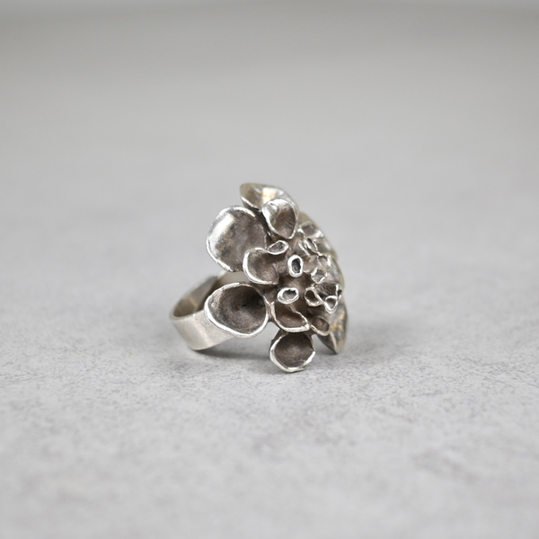 Hannu Ikonen, ring i silver, "Lava", Valo Koru, Finland.