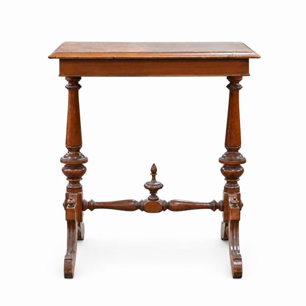 Avlastningsbord, nyrenässans, sent 1800-tal.