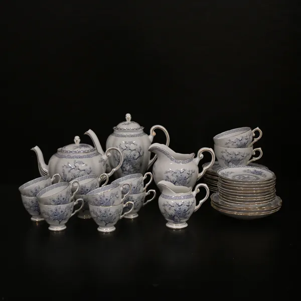 Kaffe- & teservis, 41 delar, porslin, England.