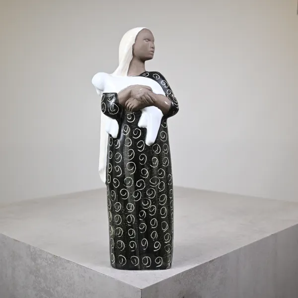 Mari Simmulson, figurin, "Herdinna", modell 4546, Upsala Ekeby.