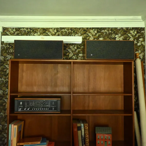 Radio samt högtalare ett par, Bang & Olufsen.