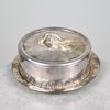 Smörask, handtag i form av kräfta, nysilver, 1900-talets första hälft.